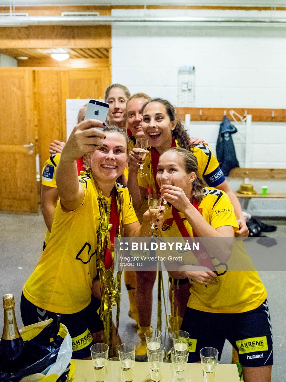 Emilie Haavi, Ingrid Moe Wold and Guro Reiten of LSK Kvinner celebrate in the dressing room after winning the league during the Toppserien match between LSK Kvinner and Stabæk on October 28, 2017 in Lillestrøm.