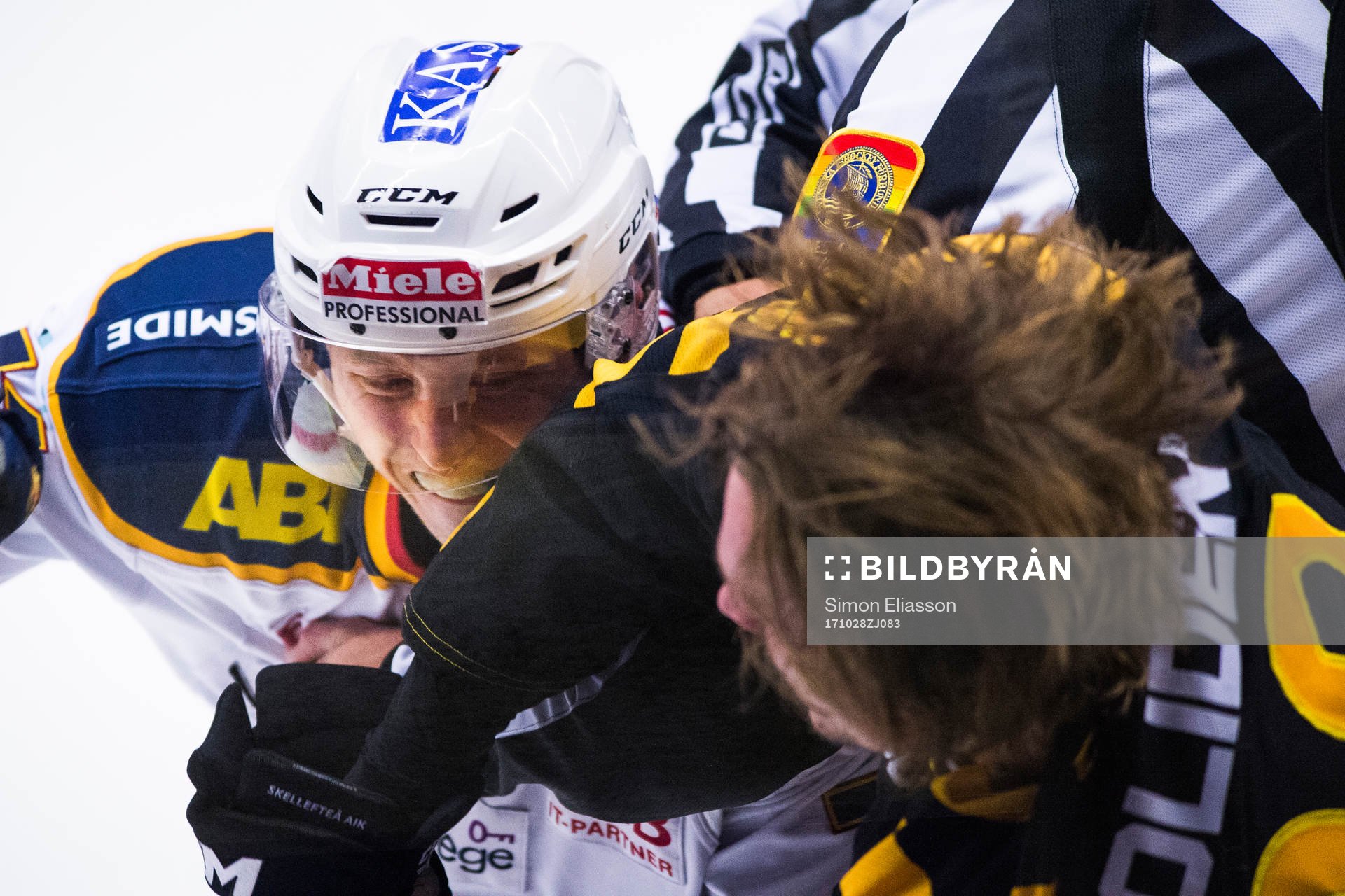 Djurgårdens Emil Johansson och Skellefteås Jesper