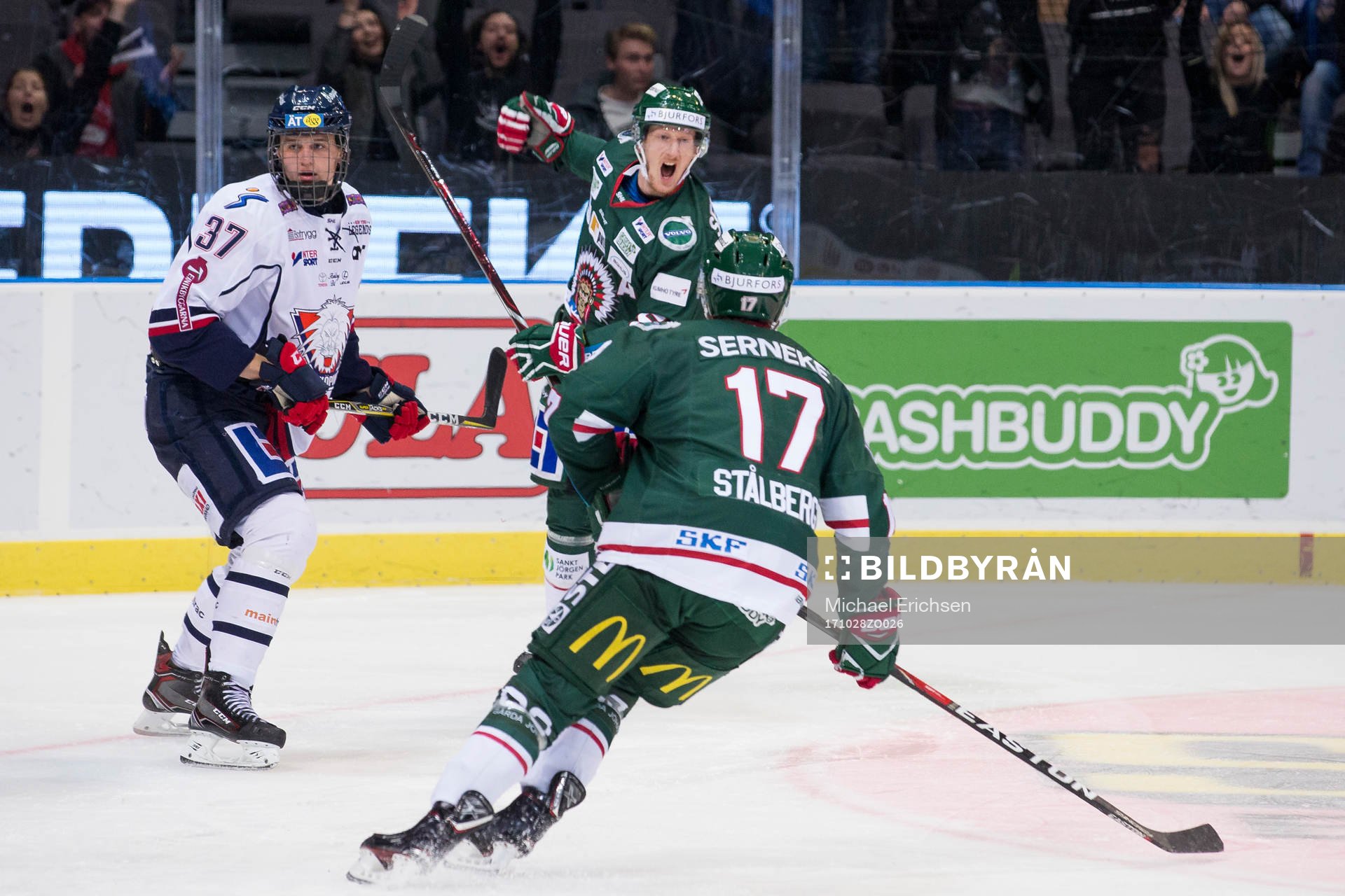 Frölundas Simon Hjalmarsson jublar