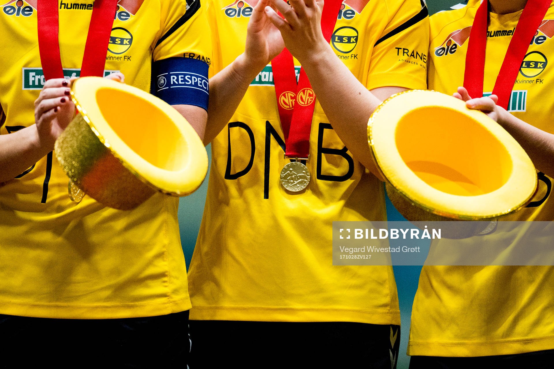 The gold medals of league champions LSK Kvinner