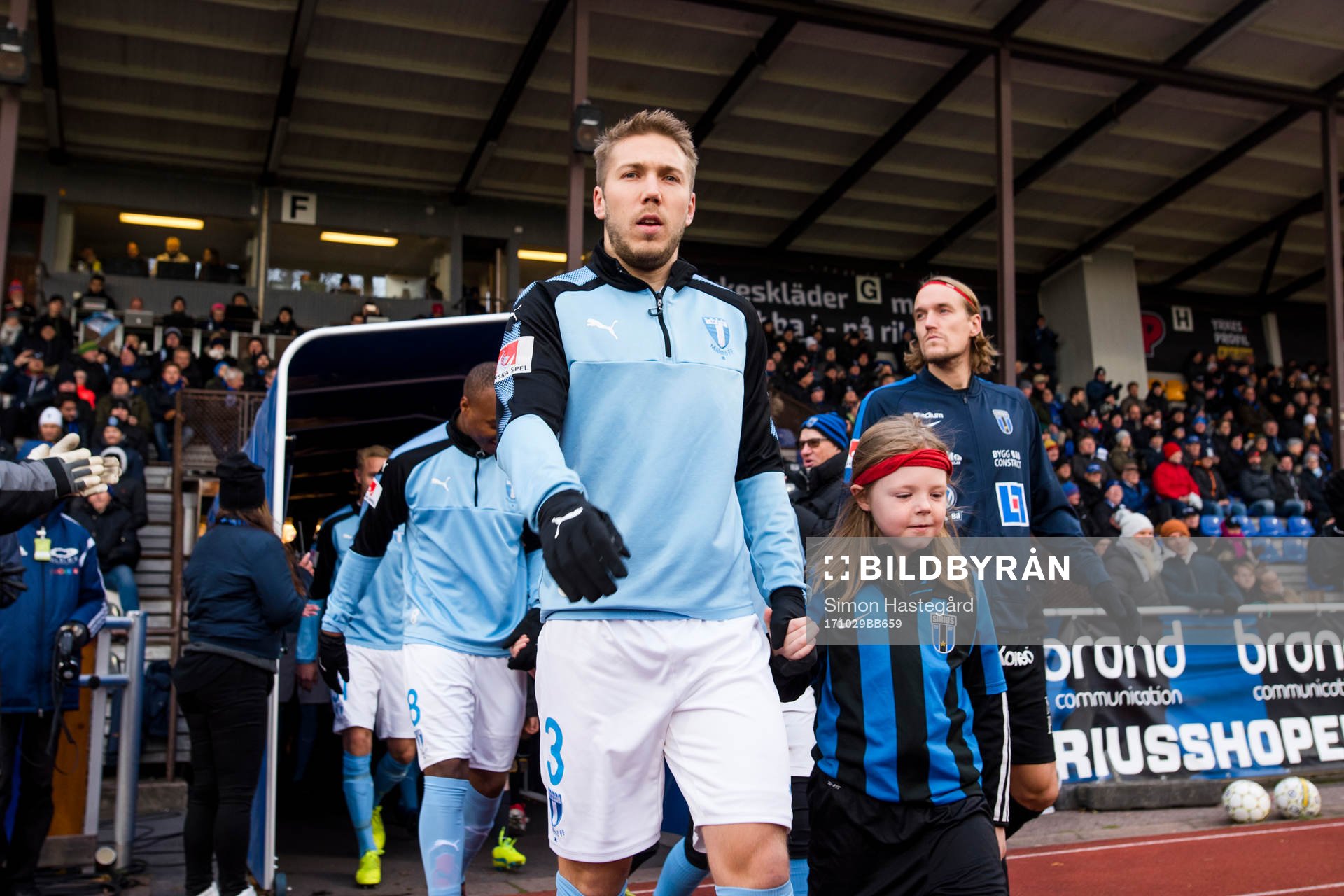 Malmö FFs Anton Tinnerholm före fotbollsmatchen i