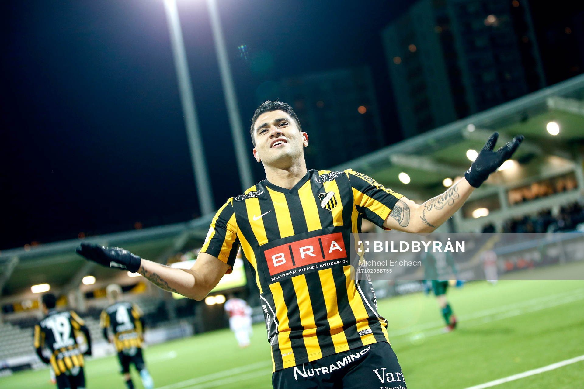 Häckens Paulinho jublar