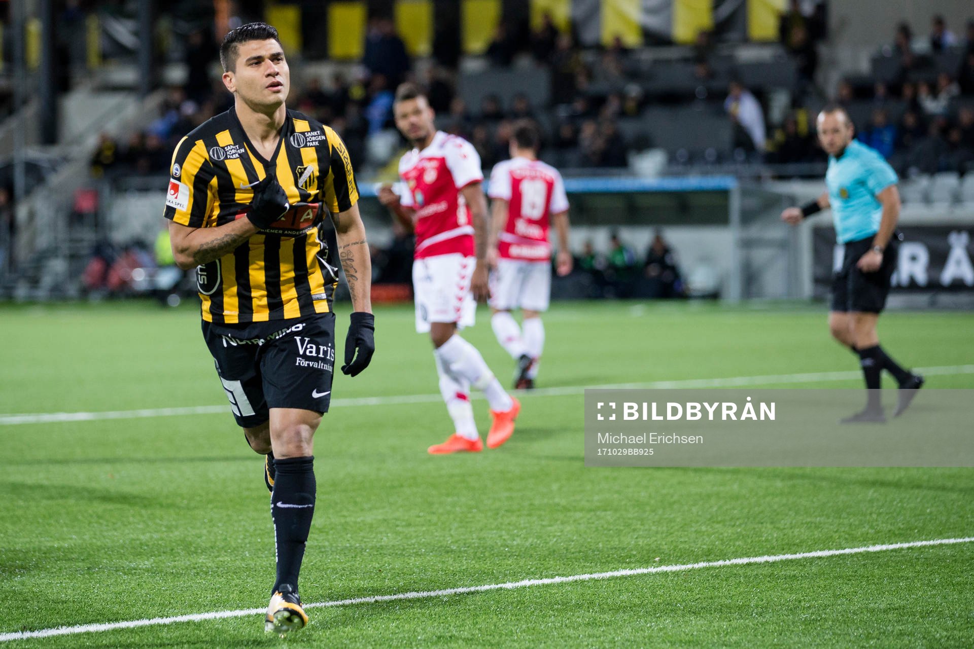 Häckens Paulinho jublar