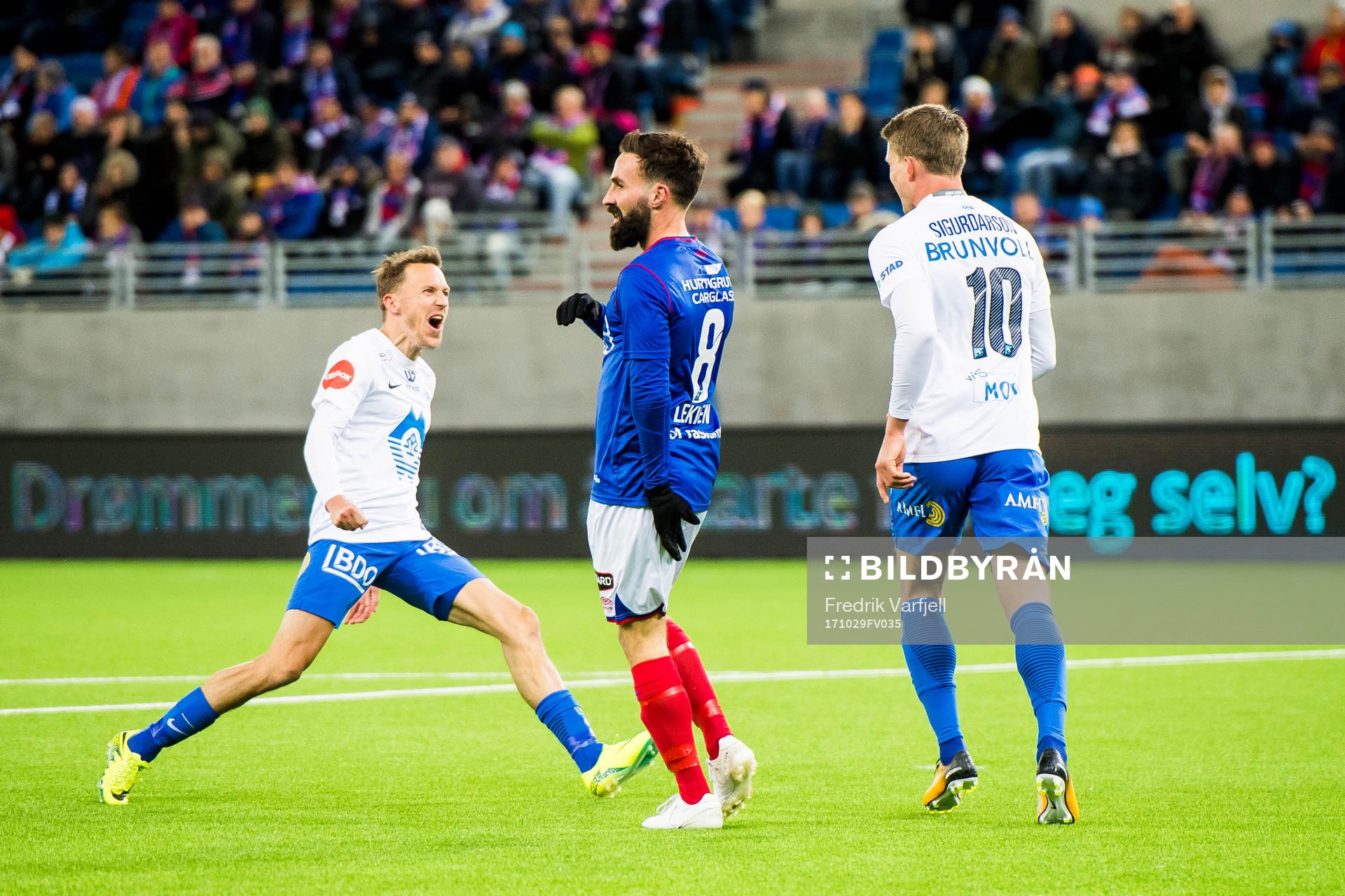 Bjørn Bermann Sigurdarson celebrates the 1-1 goal with his