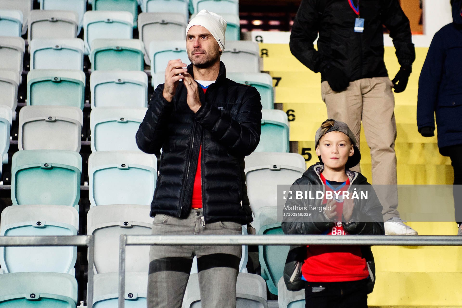 Helsingborgsupportrar jublar