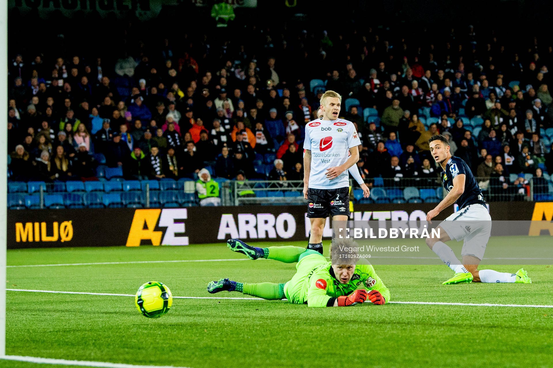 Bassel Jradi of Strømsgodset scores 4-1 behind goalkeeper