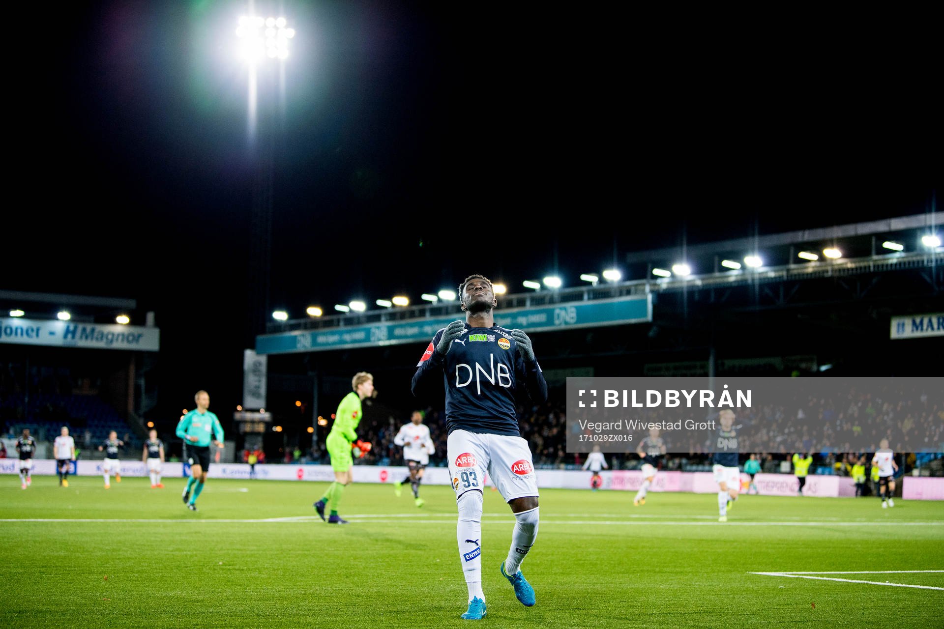 Tokmac Nguen of Strømsgodset reacts