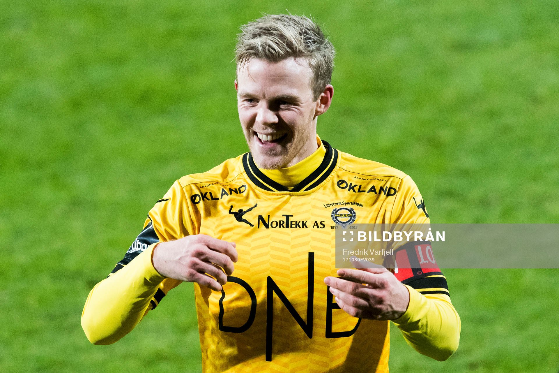 Erling Knudtzon of Lillestrøm celebrates