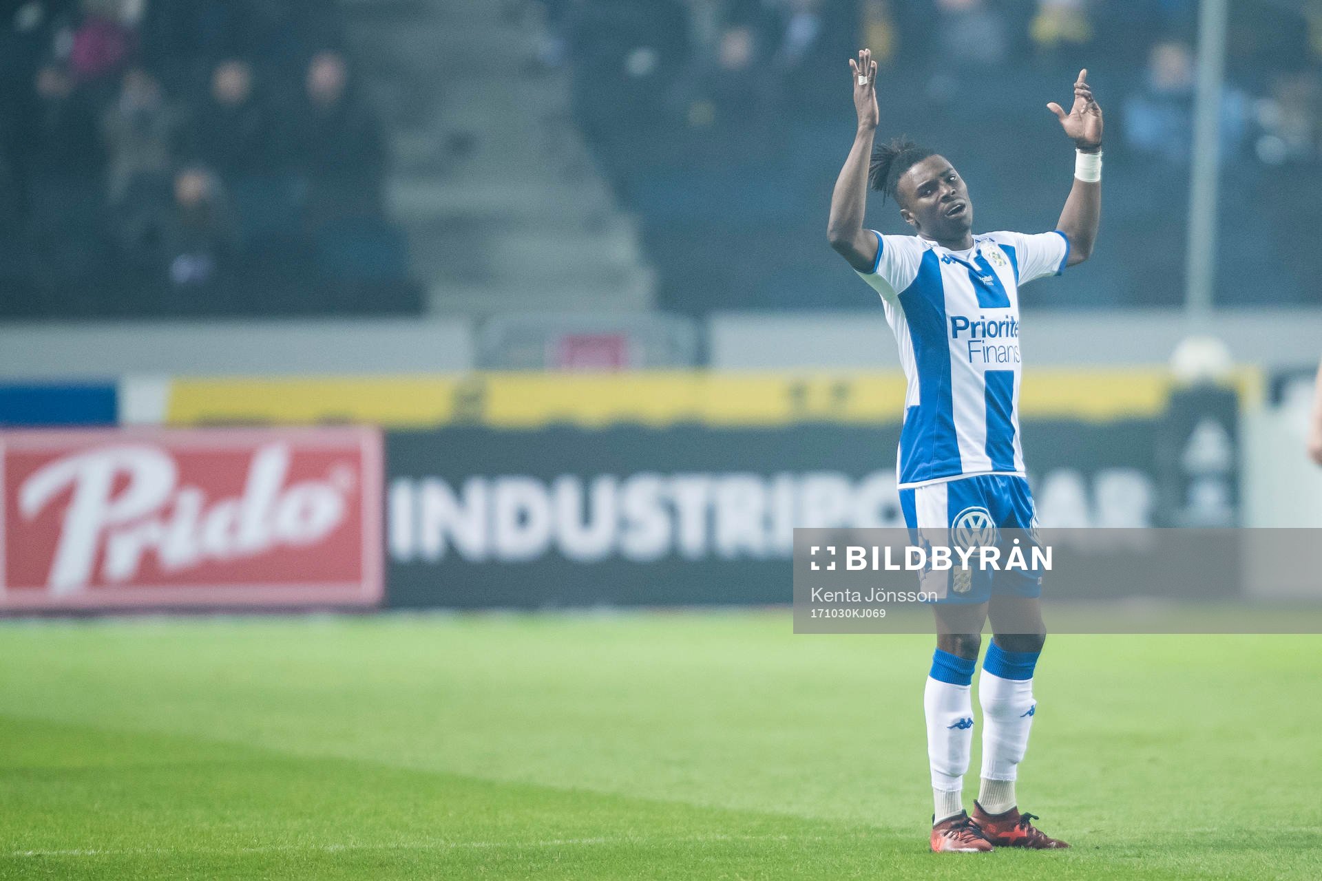 IFK Göteborgs Sam Adekugbe deppar