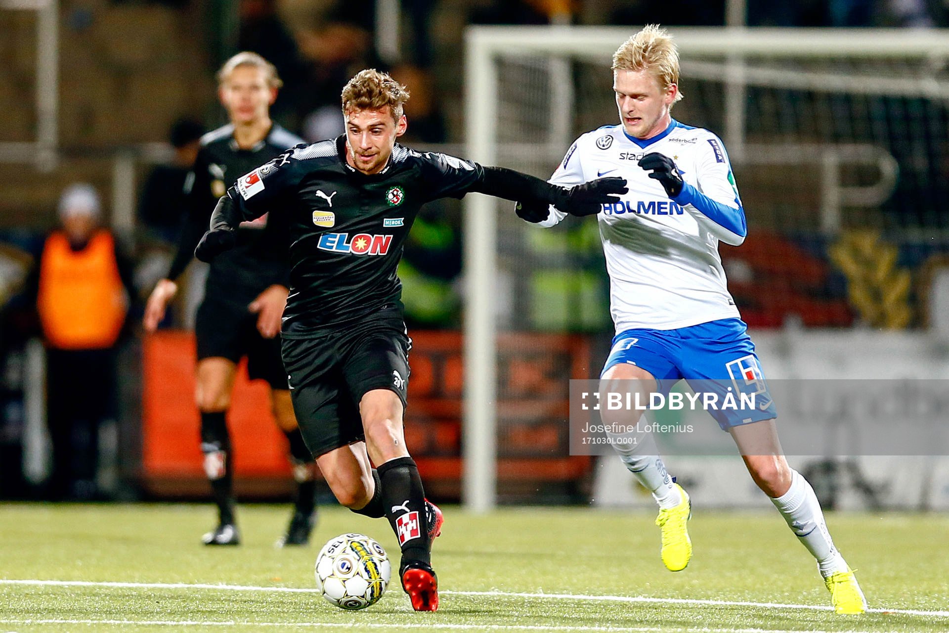 Norrköpings Karl Holmberg och Örebros Filip Rogic