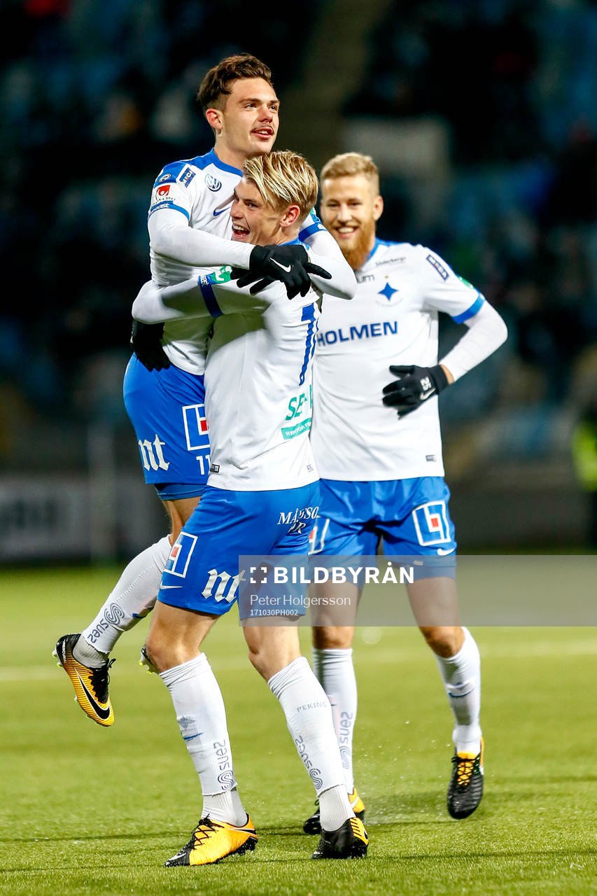 Norrköpings David Moberg Karlsson jublar efter 1-0 under fotbollsmatchen i Allsvenskan mellan Norrköping och Örebro den 30 oktober 2017 i Norrköping.