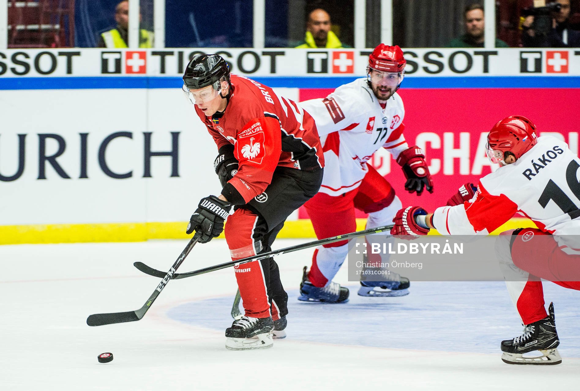 Lars Bryggman of Malmö Redhawks and Bohumil Jank and