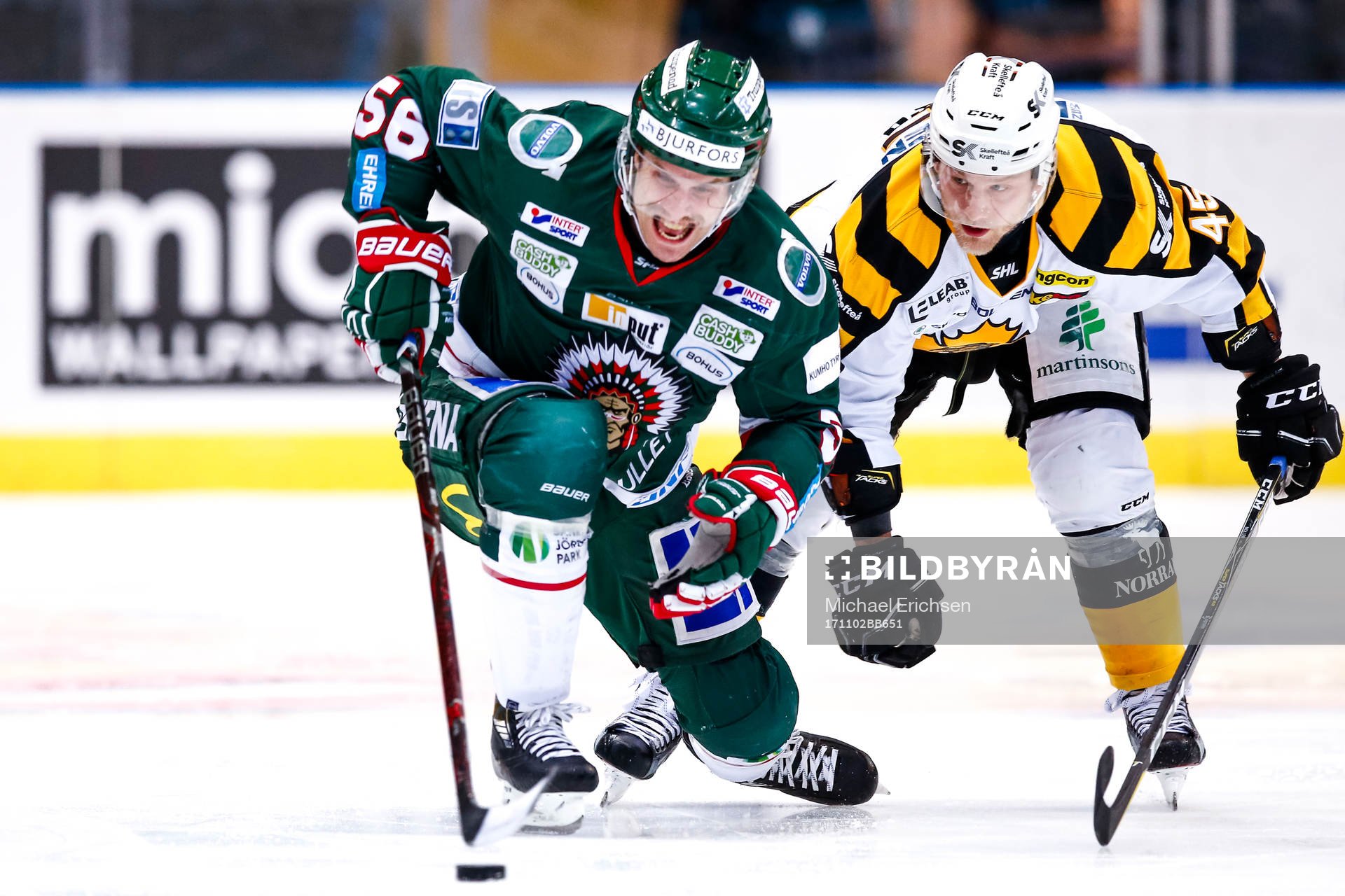 Frölundas Jonathan Sigalet och Skellefteås Oscar Möller