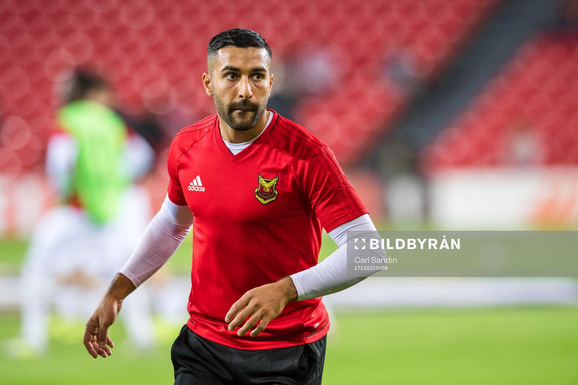 Östersunds Saman Ghoddos före fotbollsmatchen i Europa