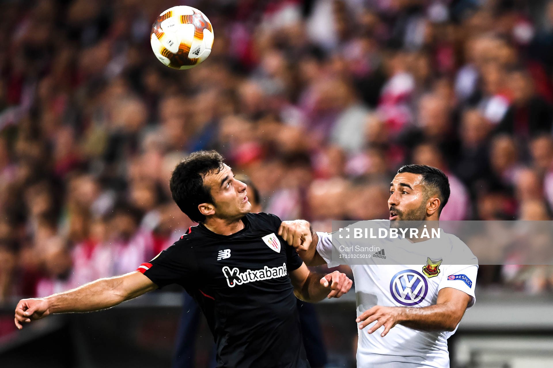 Athletic Bilbaos Inigo Lekue och Östersunds Saman Ghoddos