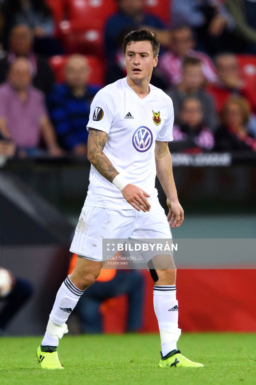 Östersunds Jamie Hopcutt under fotbollsmatchen i Europa League mellan Athletic Bilbao och Östersund den 2 november 2017 i Bilbao.