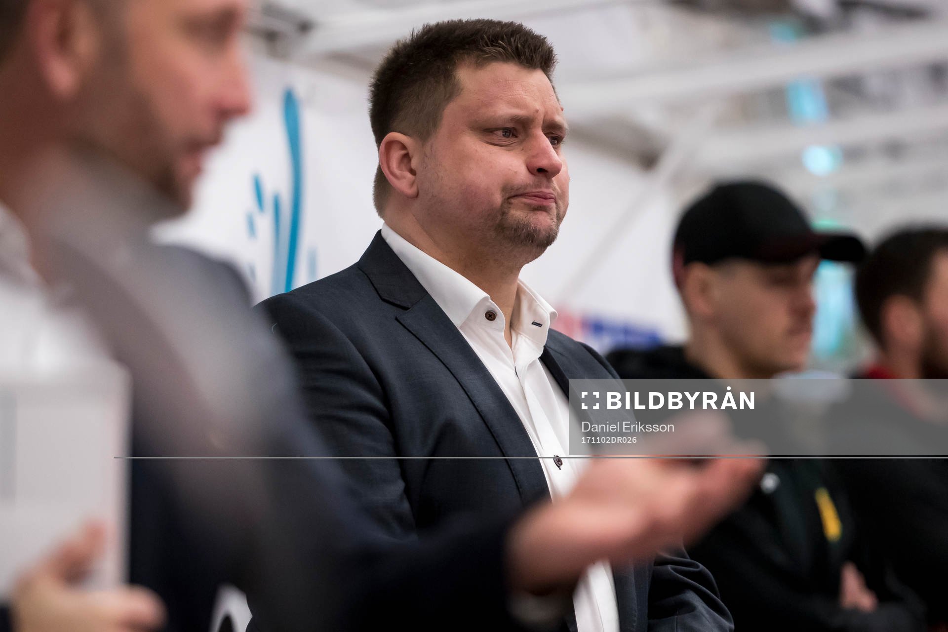 Moras tränare Mattias Karlin  i ishockeymatchen i SHL