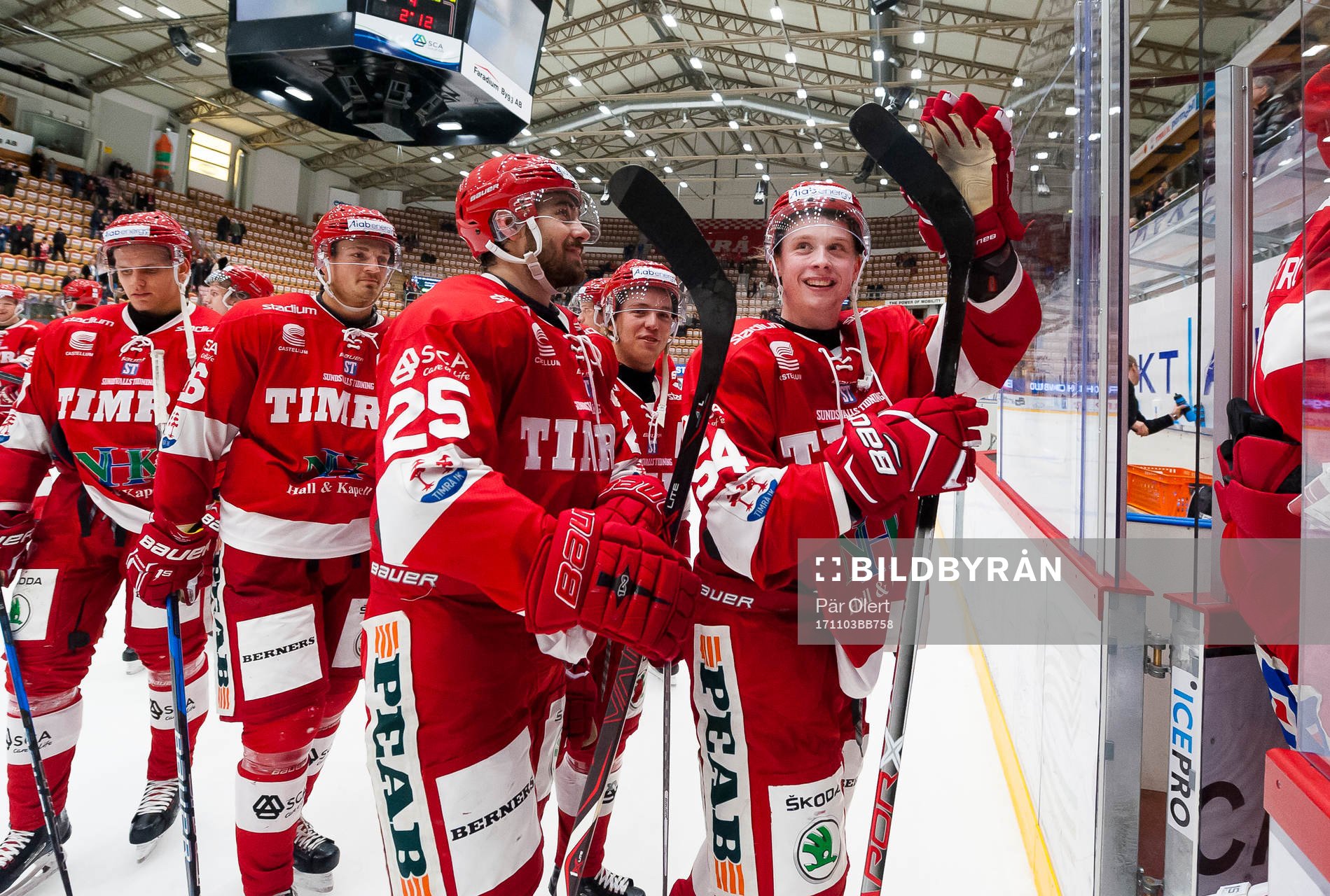Timrås Jonathan Dahlen jublar