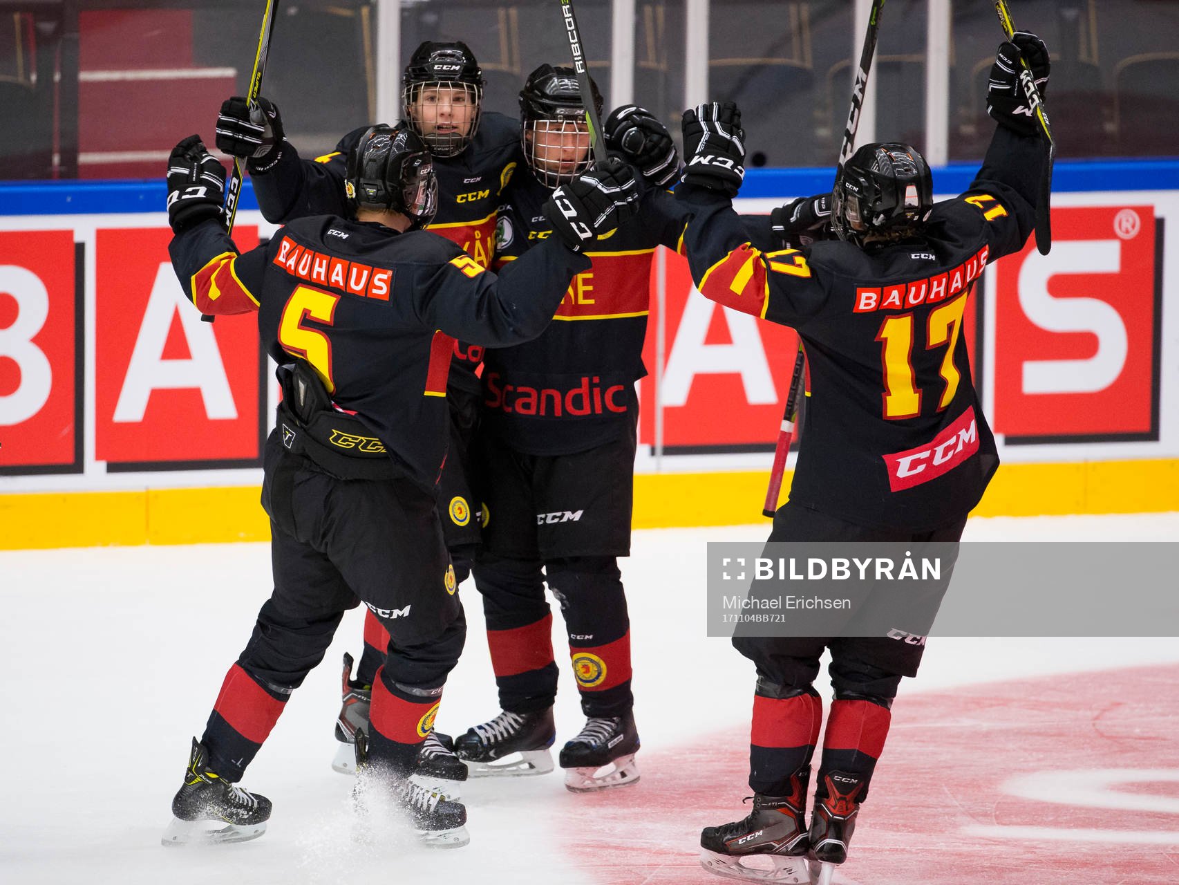 Skånes Oskar Magnusson jublar