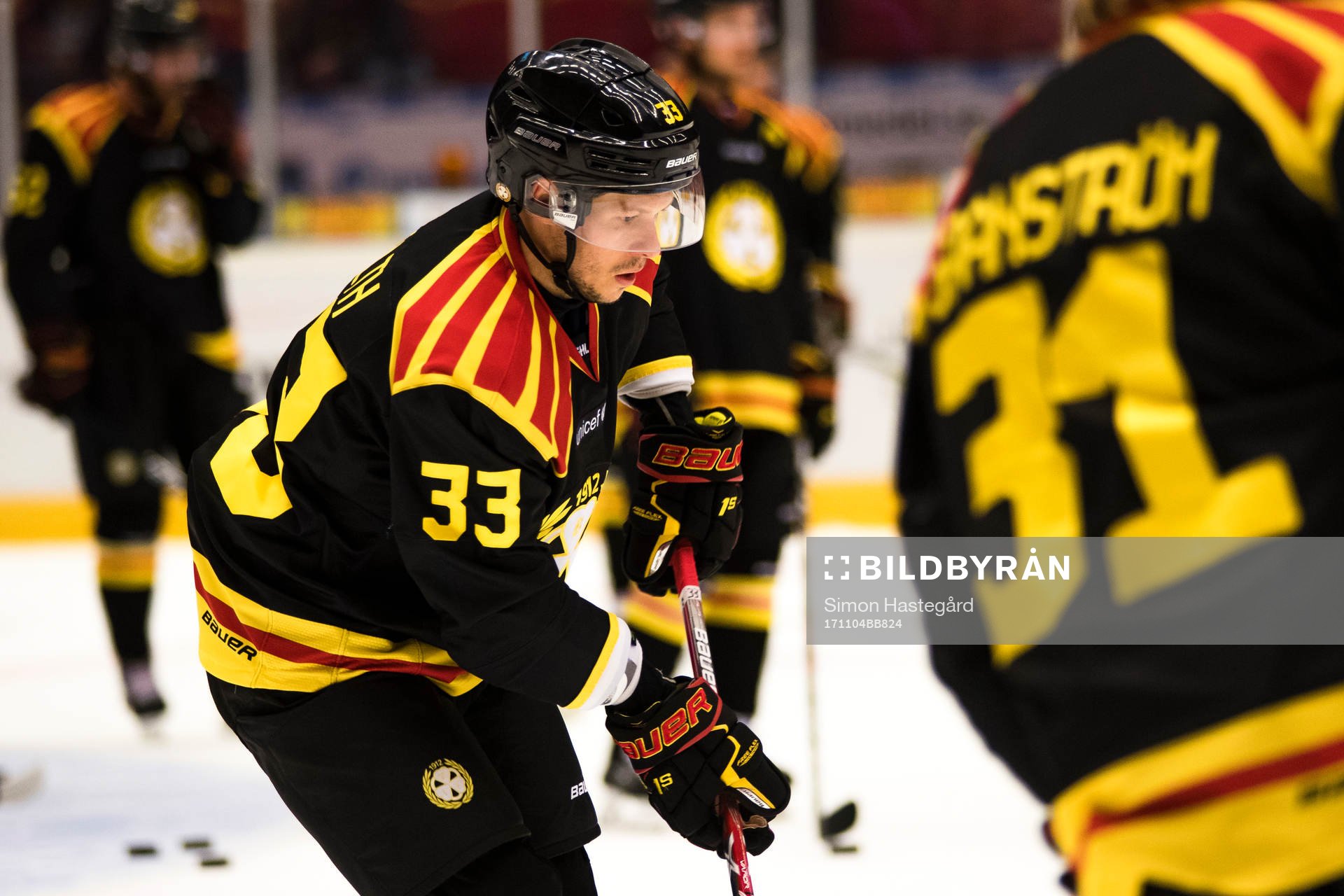 Brynäs Elias Fälth  före ishockeymatchen i SHL mellan