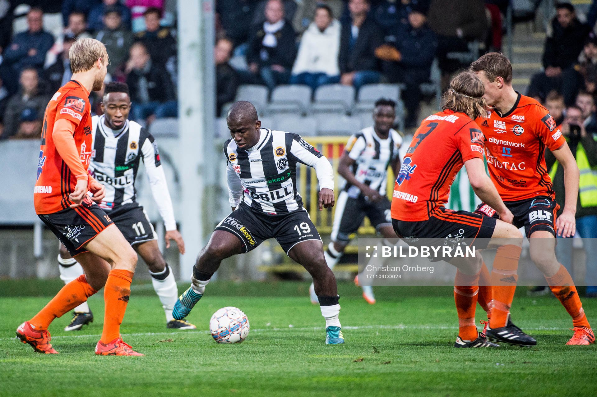 Landskronas Thierry Zahui mot Karlskronas Viktor Gustafson,