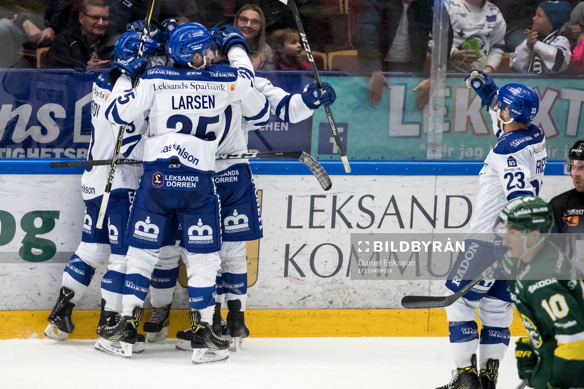 Leksands Emil Bemström jublar