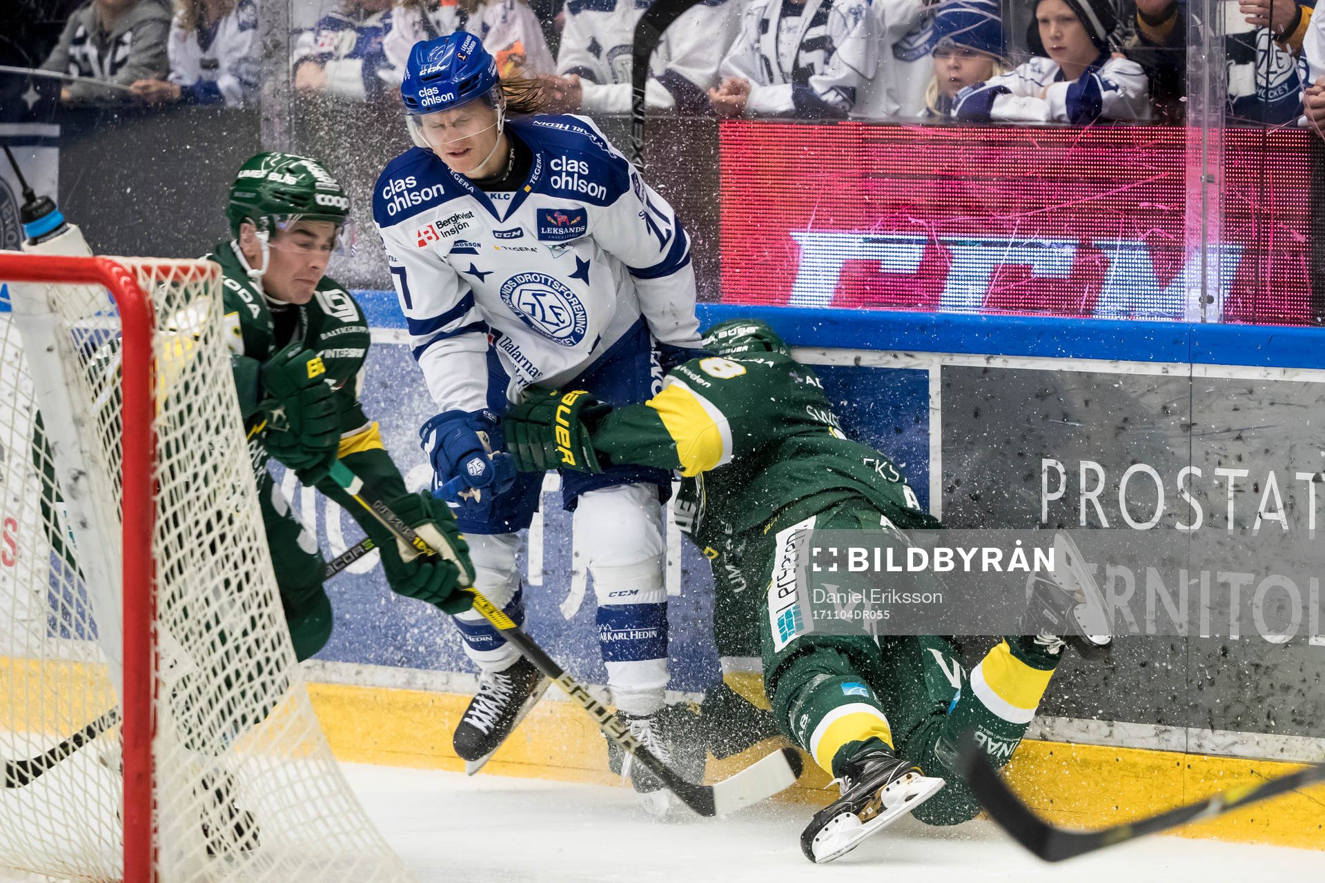 Leksands Anton Karlsson och Björklövens Mikko Pukka  i