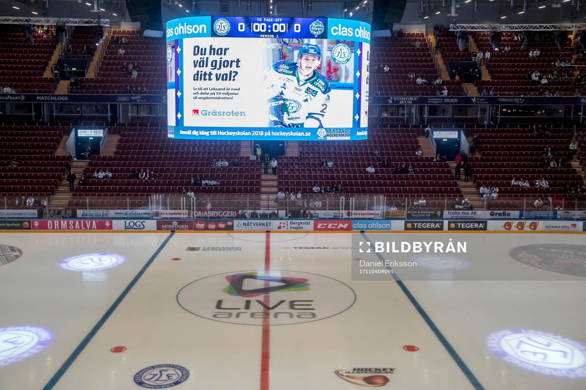Tegera Arena innan ishockeymatchen i Hockeyallsvenskan