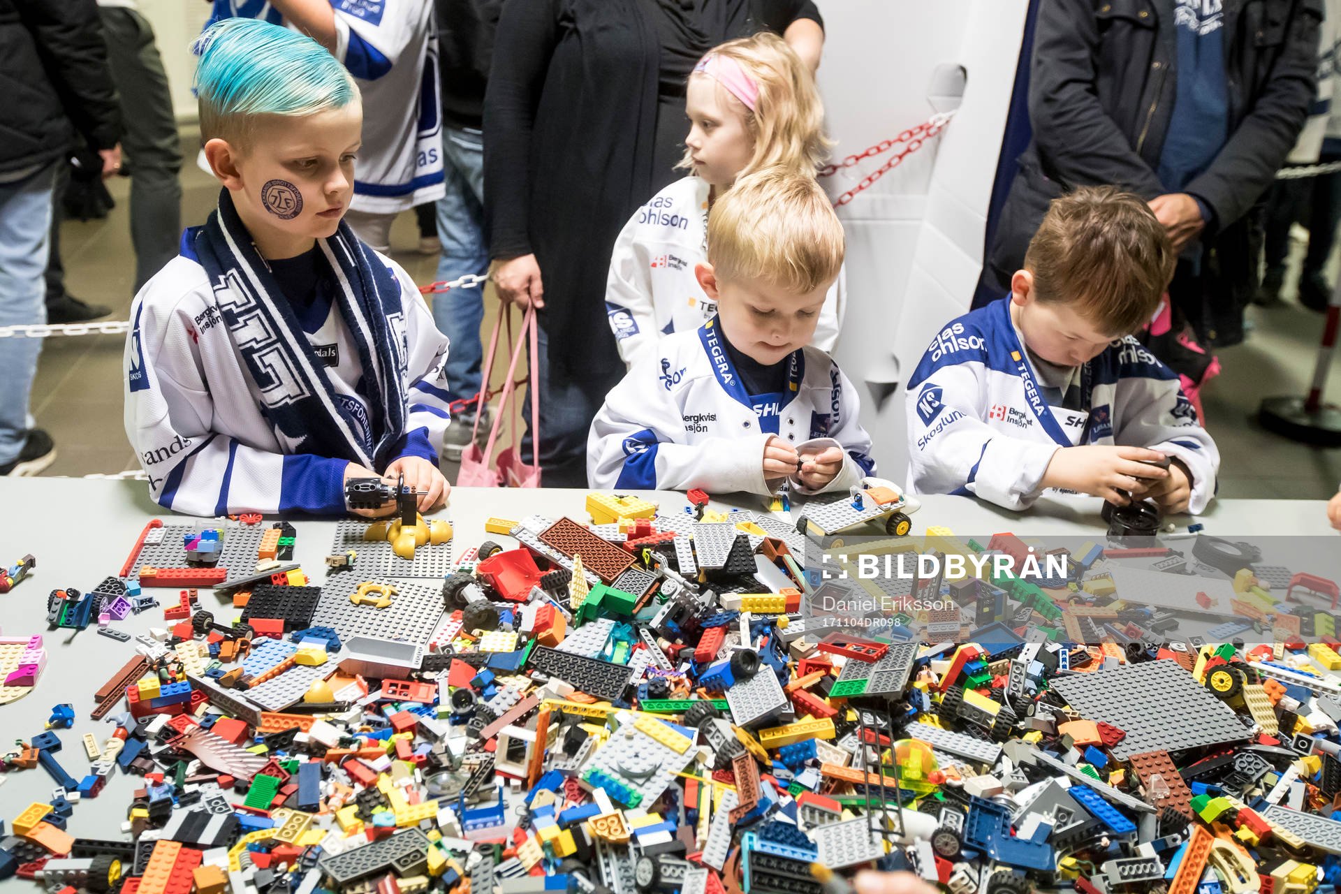 Familje dag på Tegera Arena  innan ishockeymatchen i