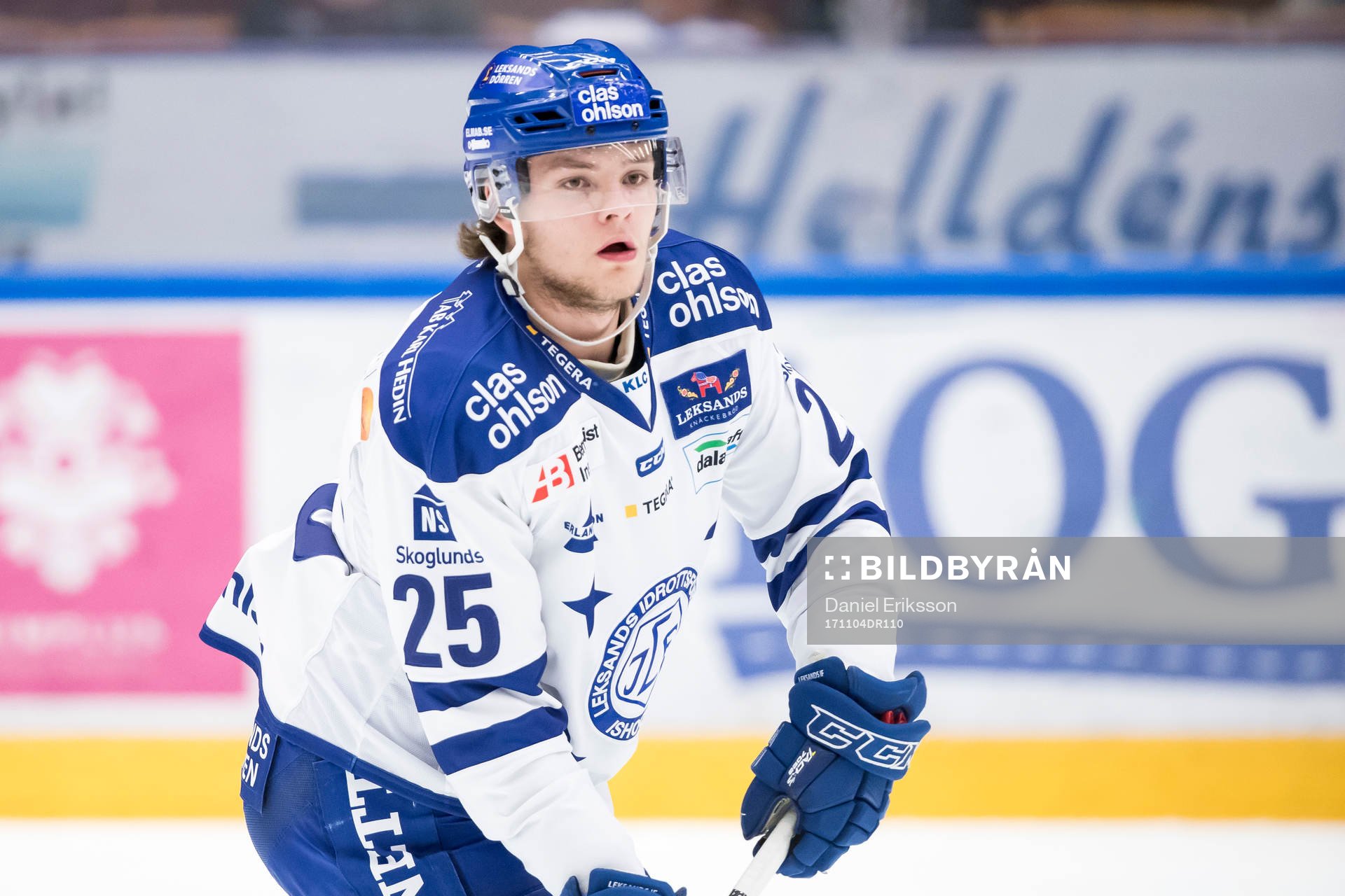 Leksands Oliver Larsen  i ishockeymatchen i