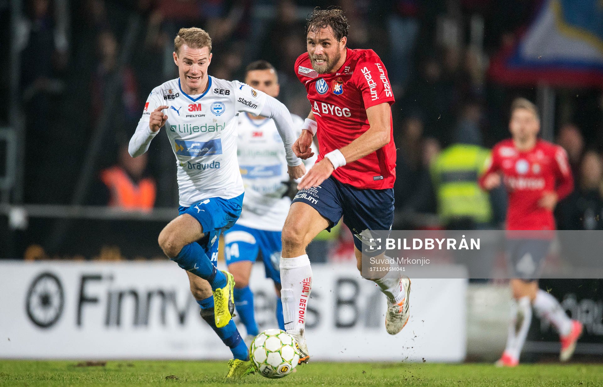 Örgrytes Johan Elmander och Värnamos Freddy Winst