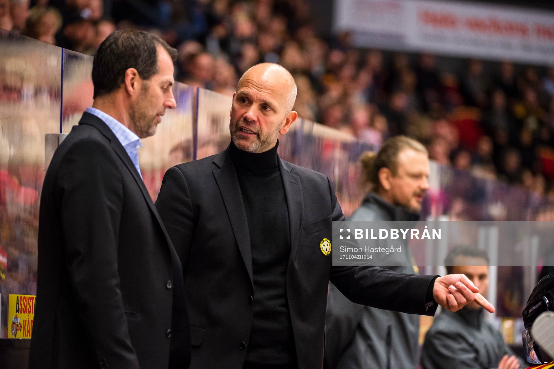 Brynäs assisterande tränare Jan Larsson och tränare