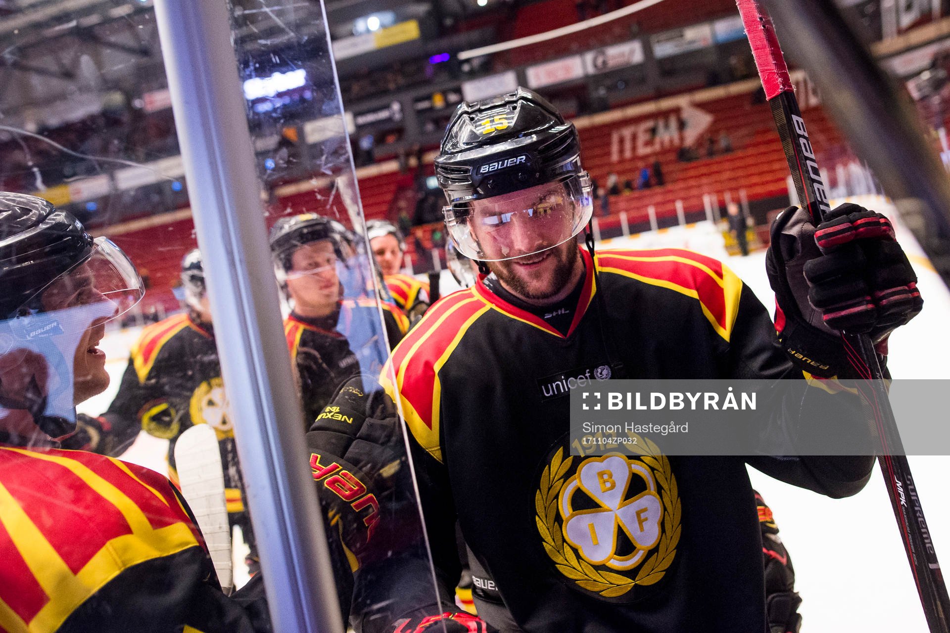 Brynäs Simon Bertilsson  jublar