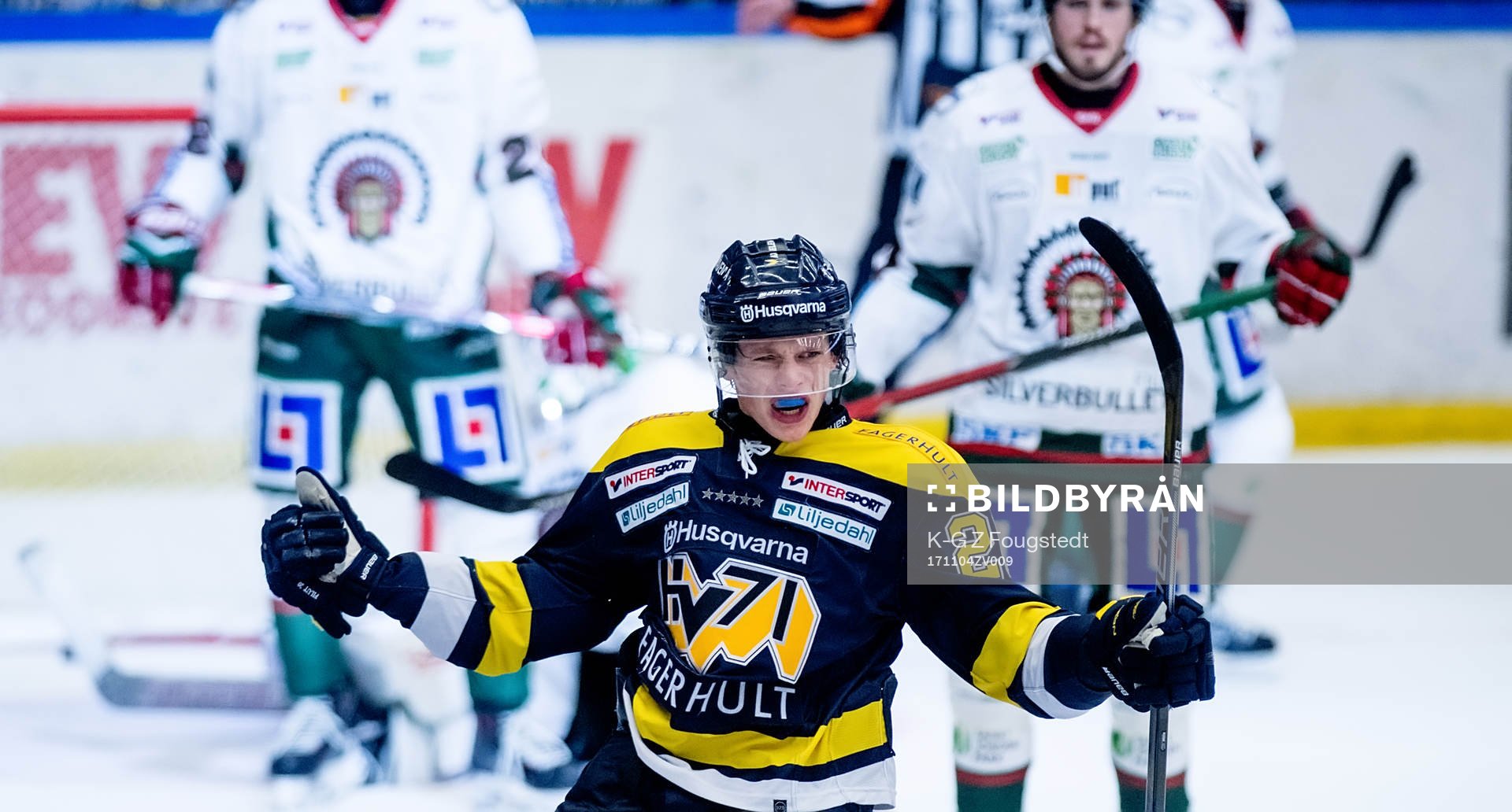 HV71 jubel Lawrence Pilut jublar