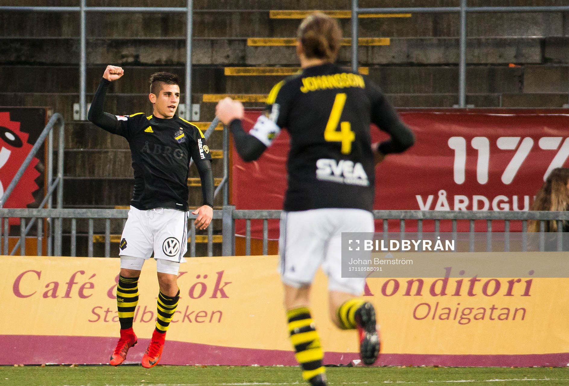 s Nicolas Marcelo Stefanelli gör 0-2 och jublar