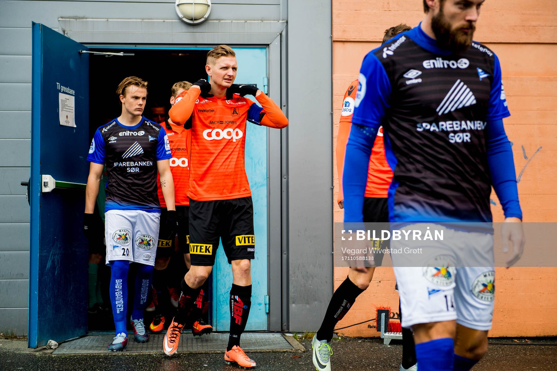 Tobias Christensen of Start and Erik Huseklepp of Åsane