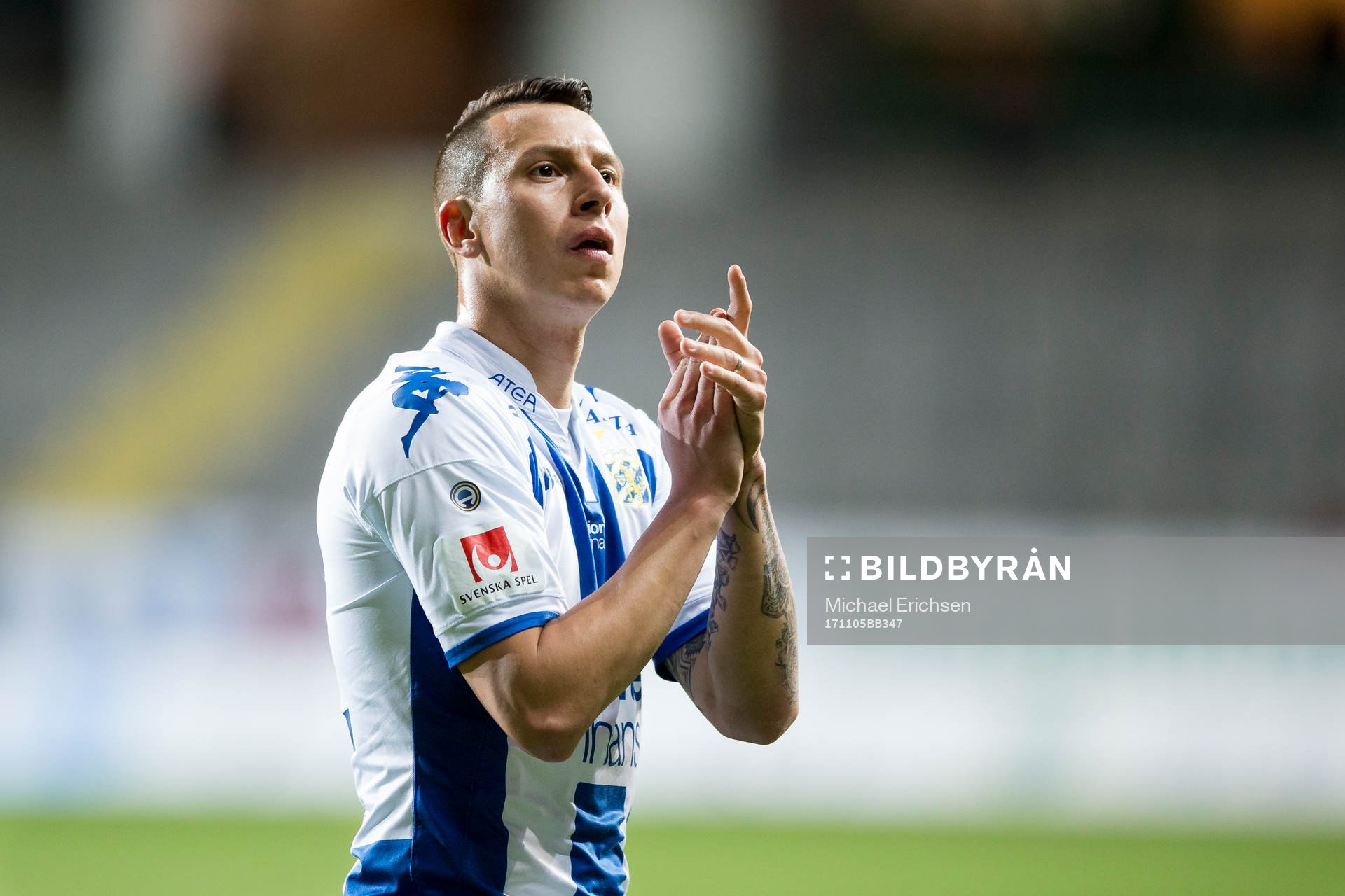 IFK Göteborgs Martin Smedberg Dalence tackar publiken