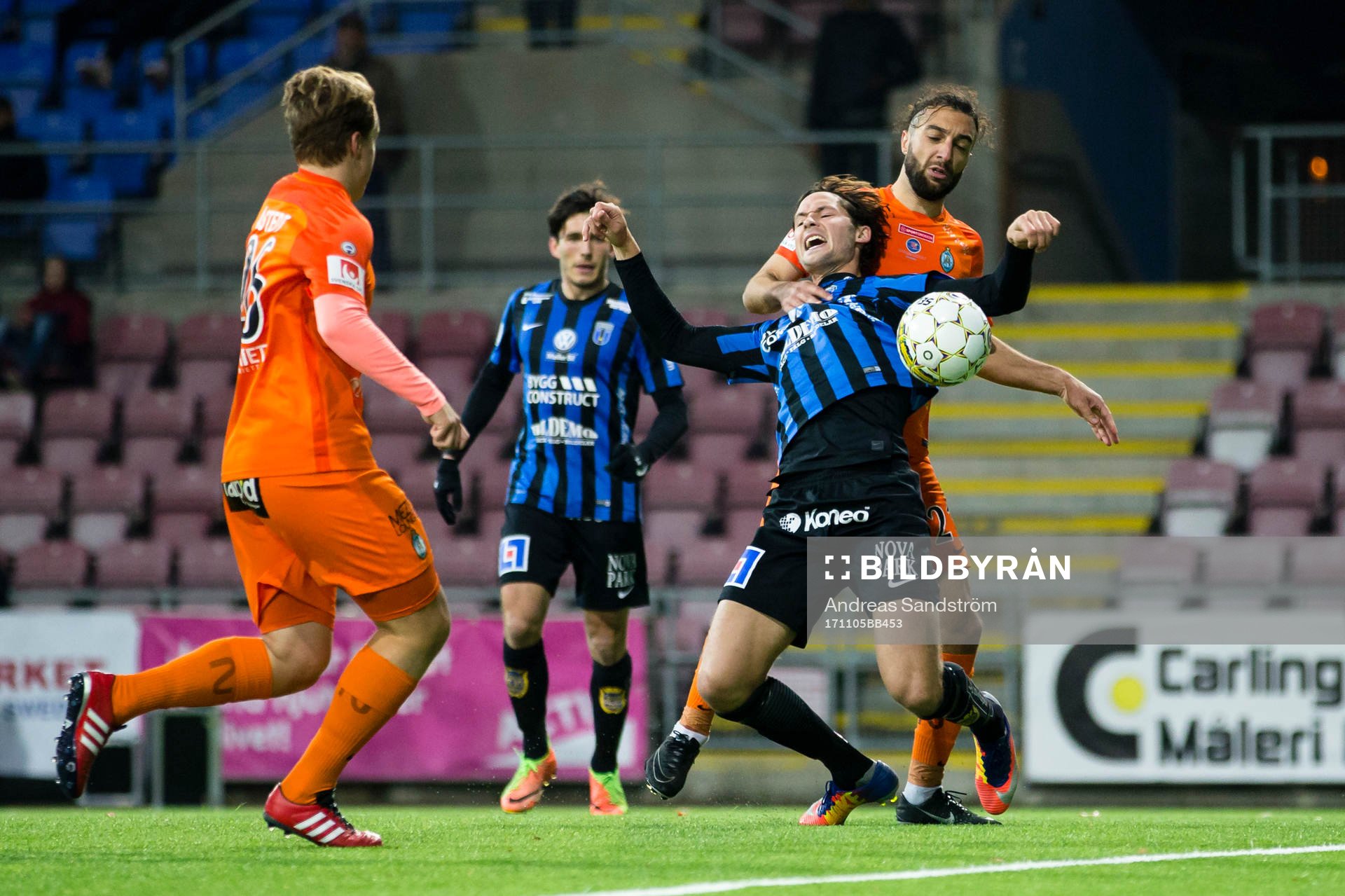 AFC Eskilstunas Sharif Mukhammad drar ner Sirius Philip