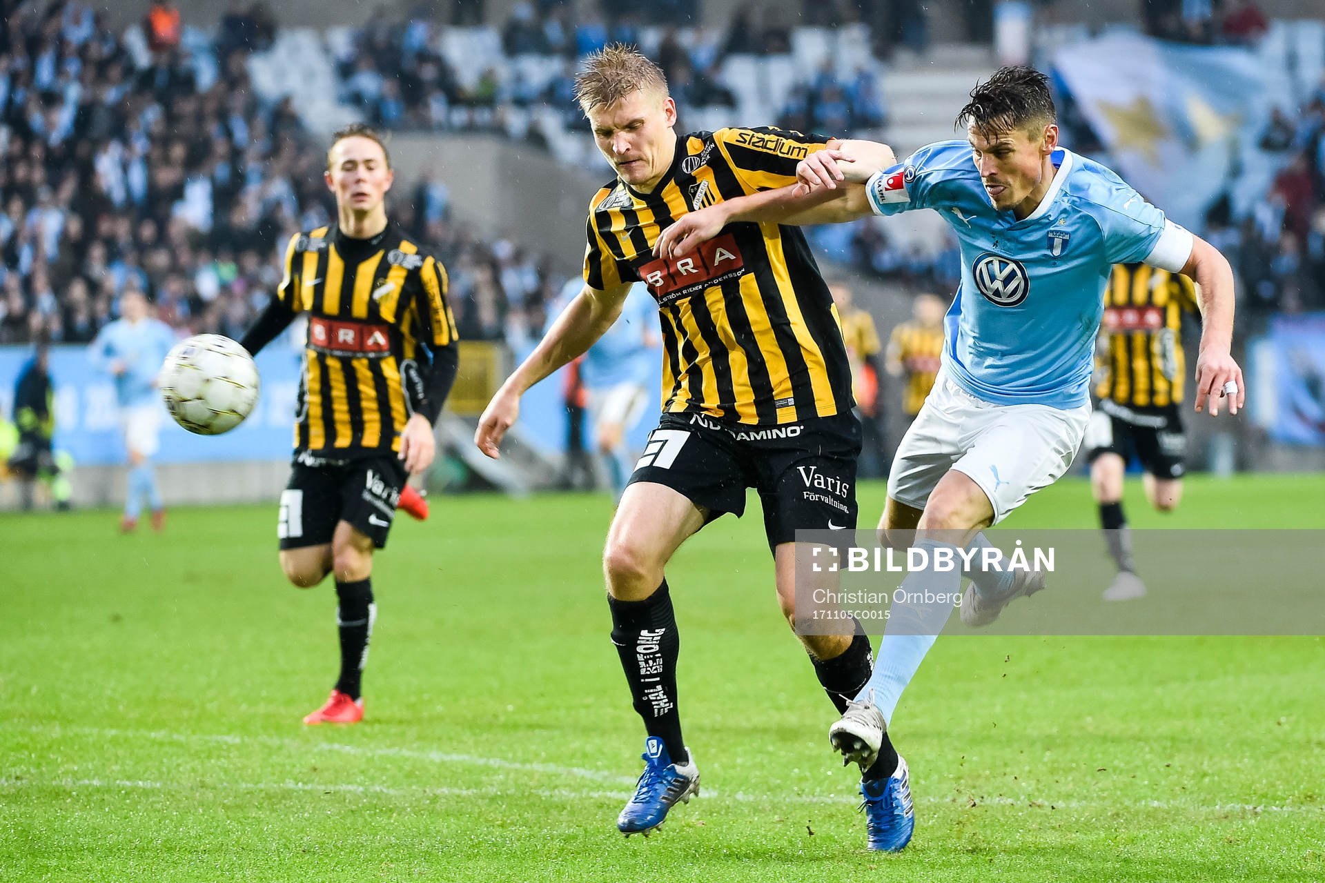 Häckens Juhani Ojala och Malmö FFs Markus Rosenberg