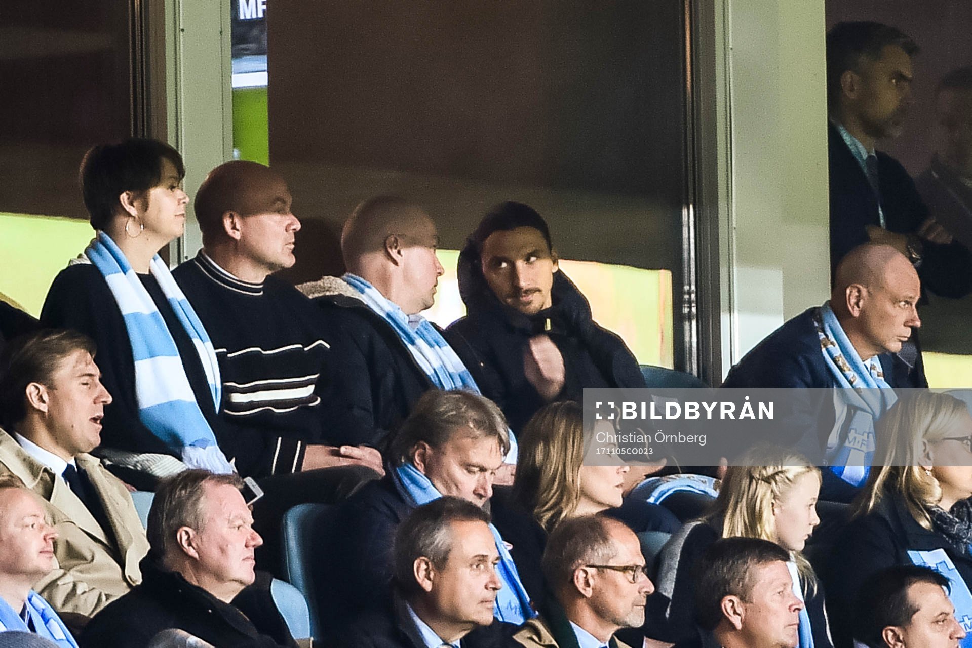 Zlatan Ibrahimovic på läktaren