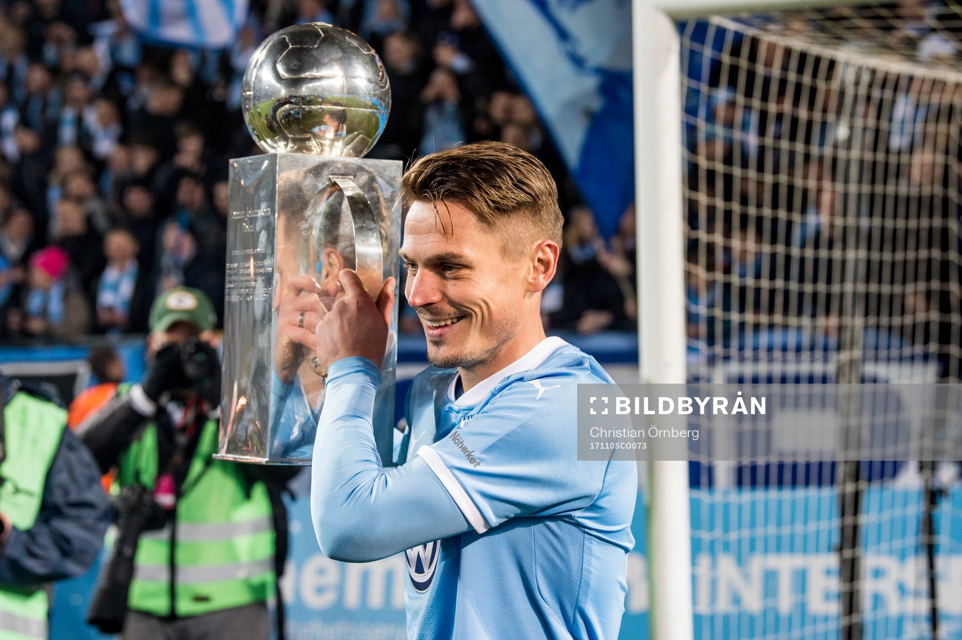 Malmö FFs spelare Markus Rosenberg höjer Lennart