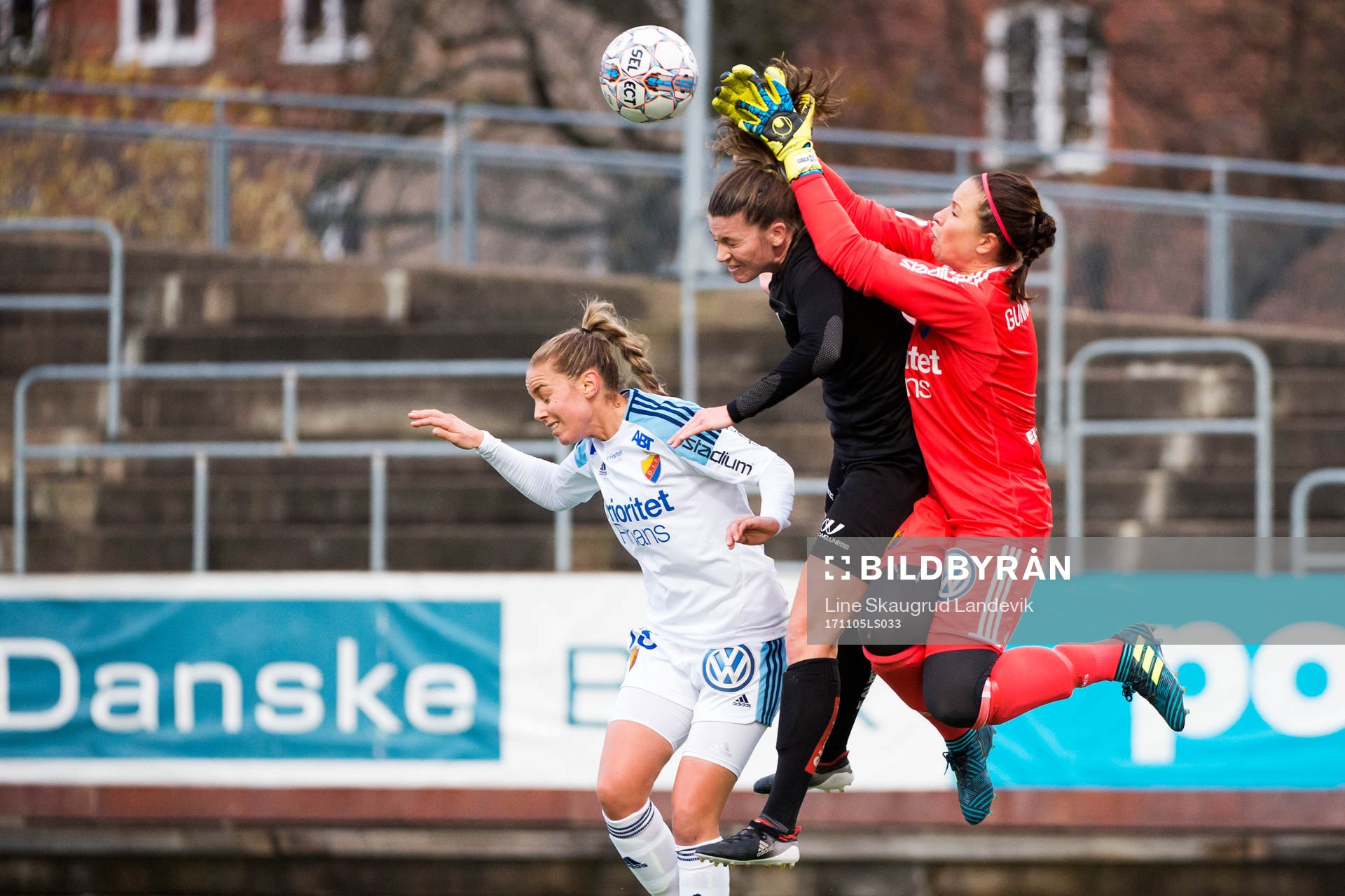 Djurgårdens Petronella Ekroth, Göteborgs Pauline