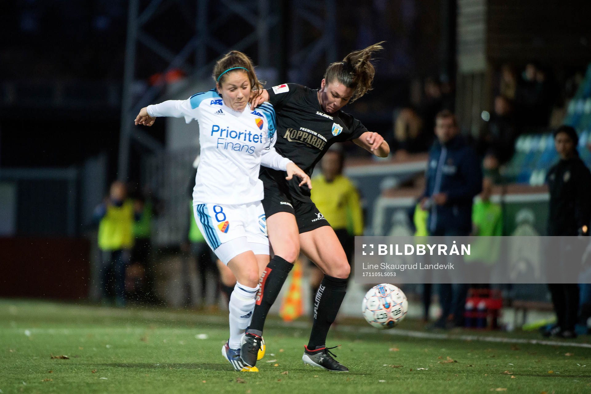 Djurgårdens Michelle Wörner och Göteborgs Pauline