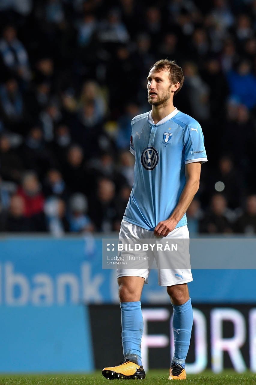 Malmö FFs Magnus Wolff Eikrem deppar