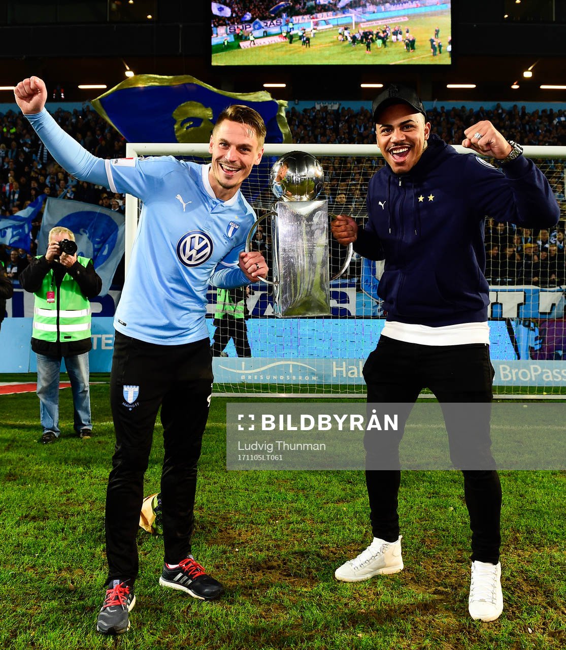 Malmö FFs Markus Rosenberg och Felipe Carvalho jublar med