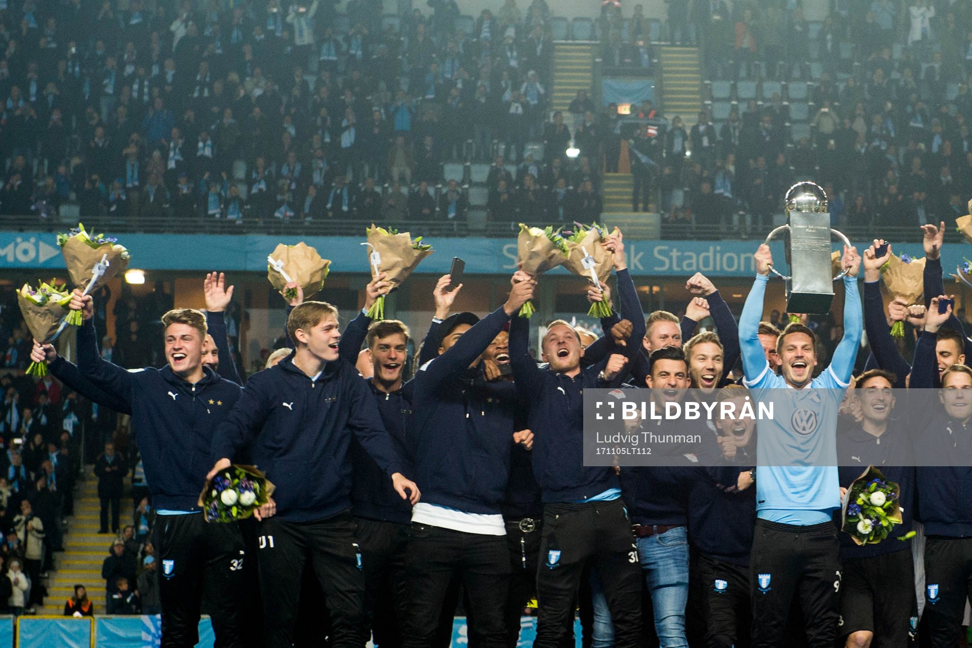 Malmö FFs Markus Rosenberg lyfter med Lennart Johanssons