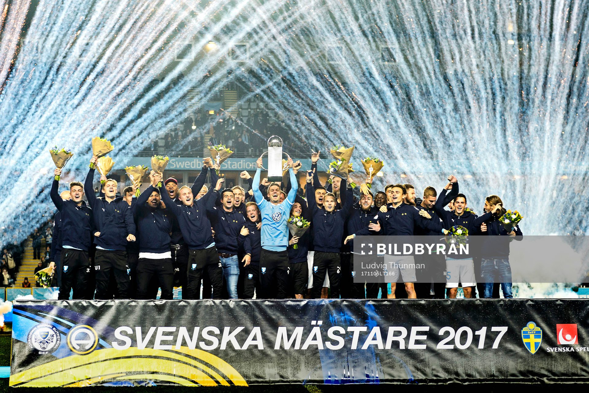 Malmö FFs Markus Rosenberg lyfter med Lennart Johanssons