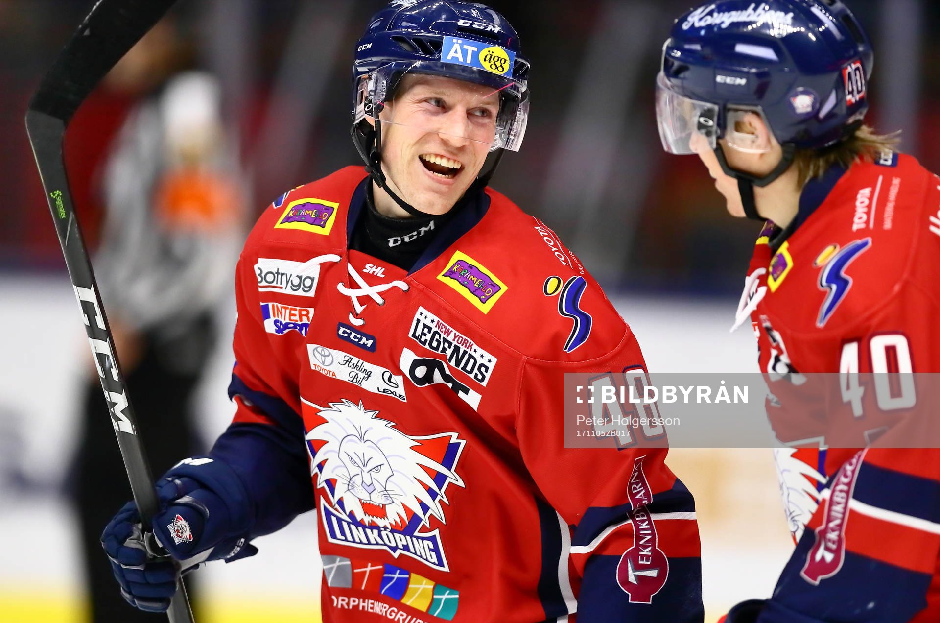 Linköpings Mathis Olimb och Ken Andre Olimb jublar