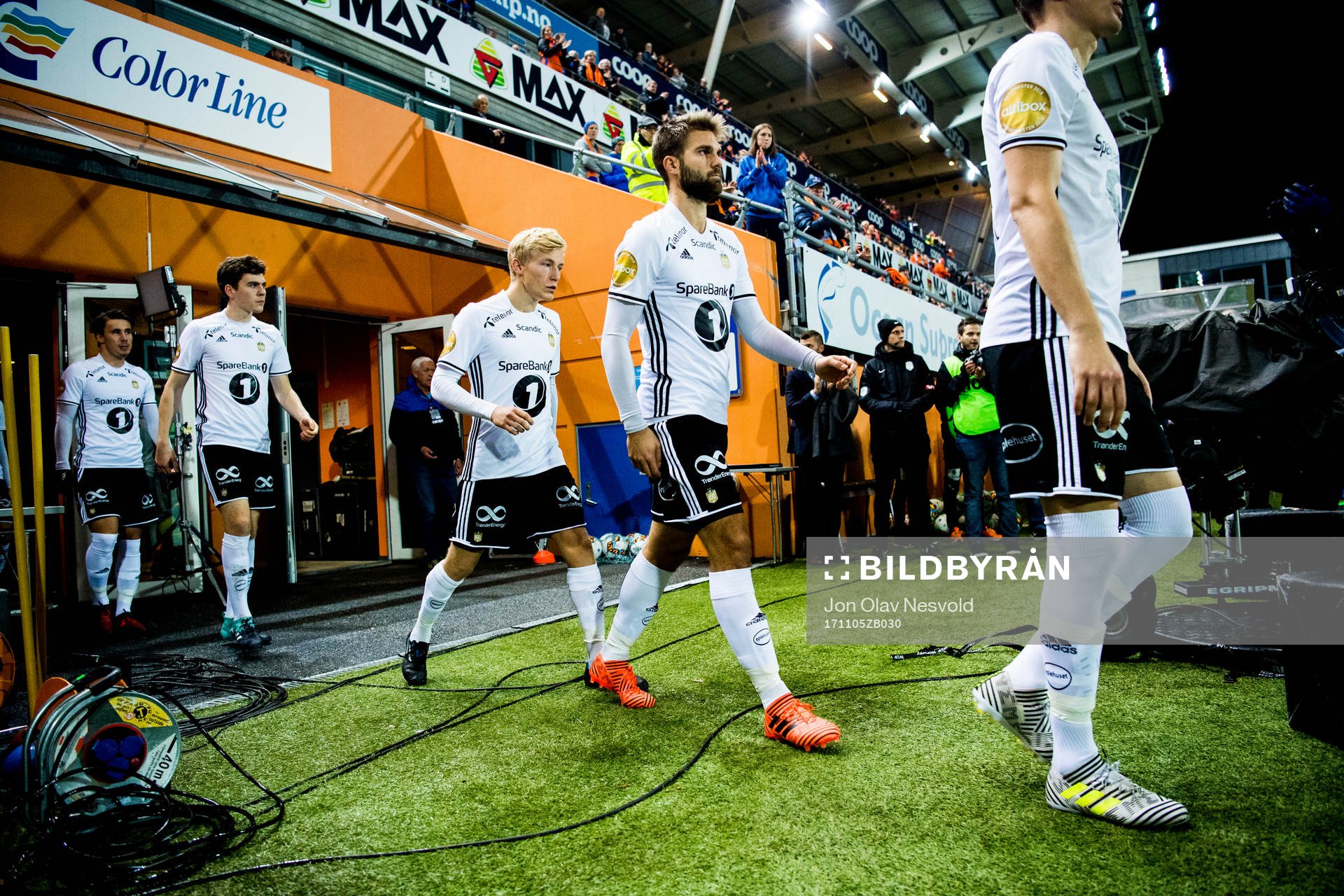 Birger Meling and Jørgen Skjelvik of Rosenborg enter the pitch ahead of the Eliteserien match between Aalesund and Rosenborg on November 5, 2017 in Ålesund.