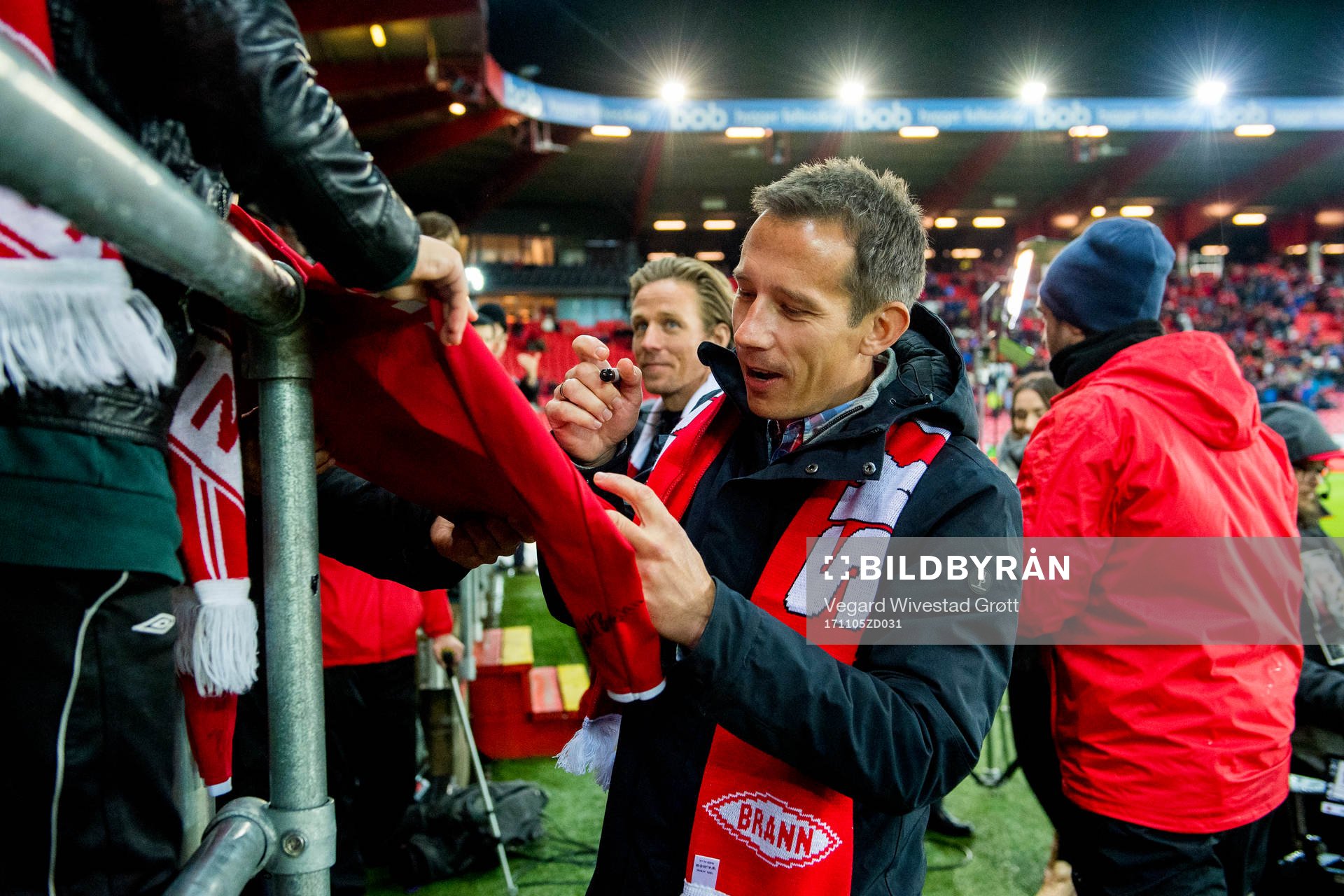 Cato Guntveit at half time during the Eliteserien match between Brann and Lillestrøm on November 5, 2017 in Bergen.